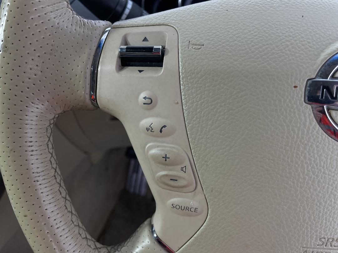 Photo '25' of Nissan Fuga