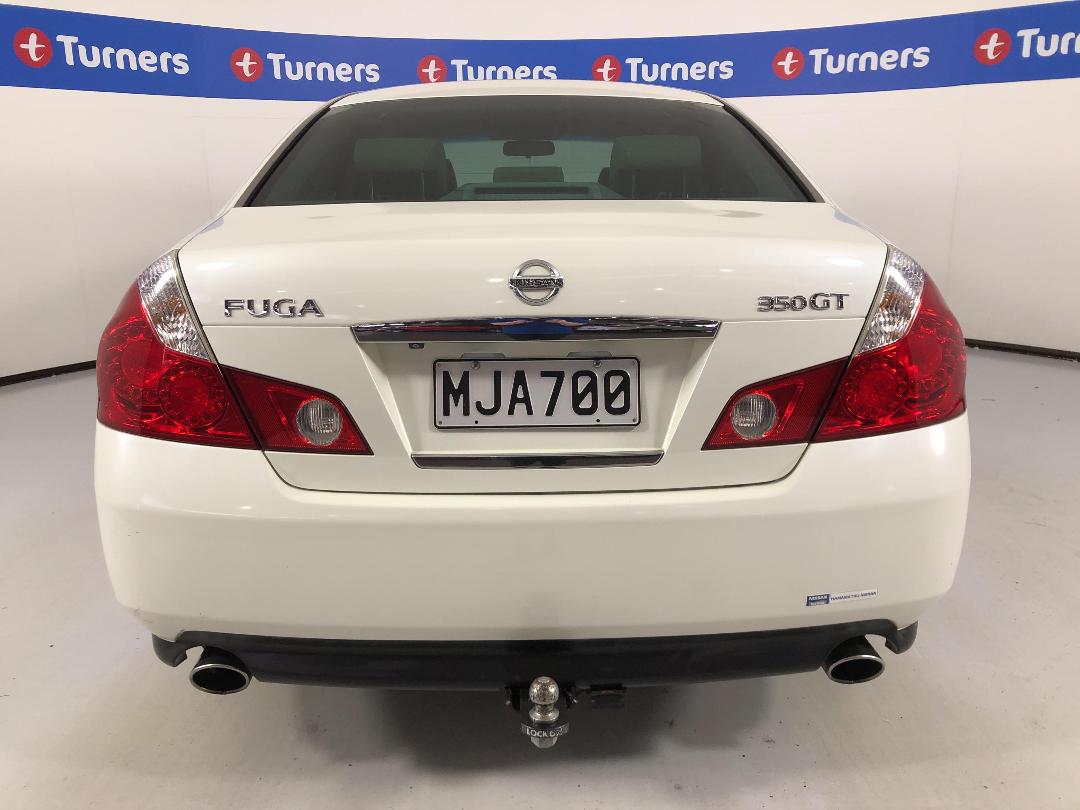 Photo '6' of Nissan Fuga