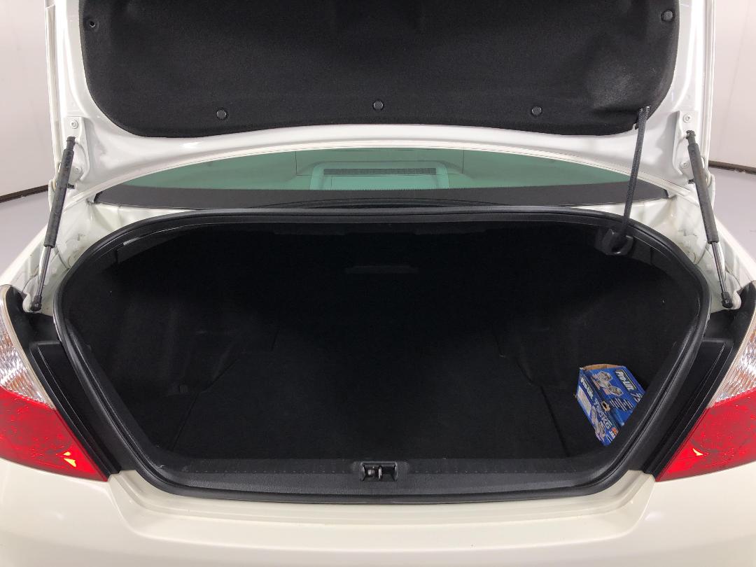 Photo '14' of Nissan Fuga