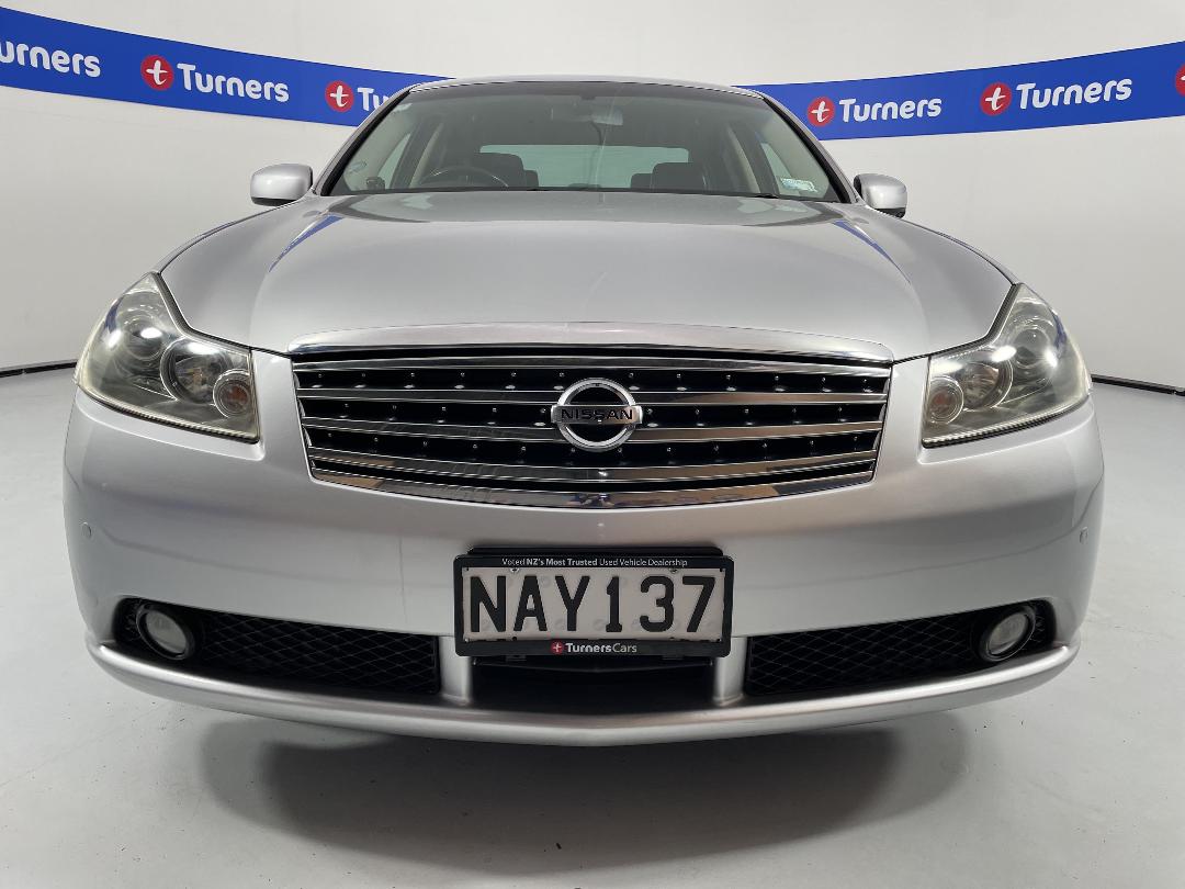 Photo '2' of Nissan Fuga