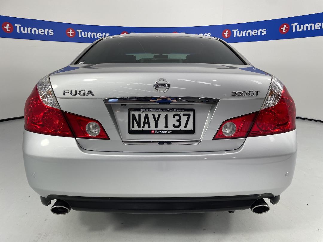 Photo '6' of Nissan Fuga