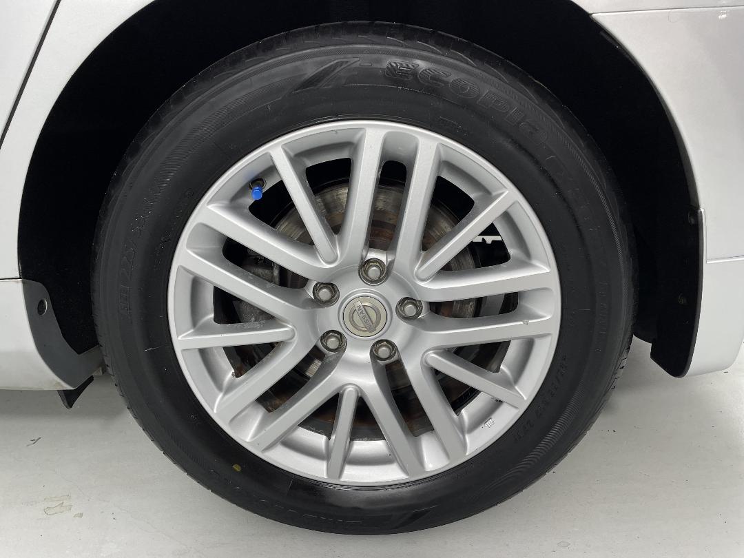 Photo '11' of Nissan Fuga