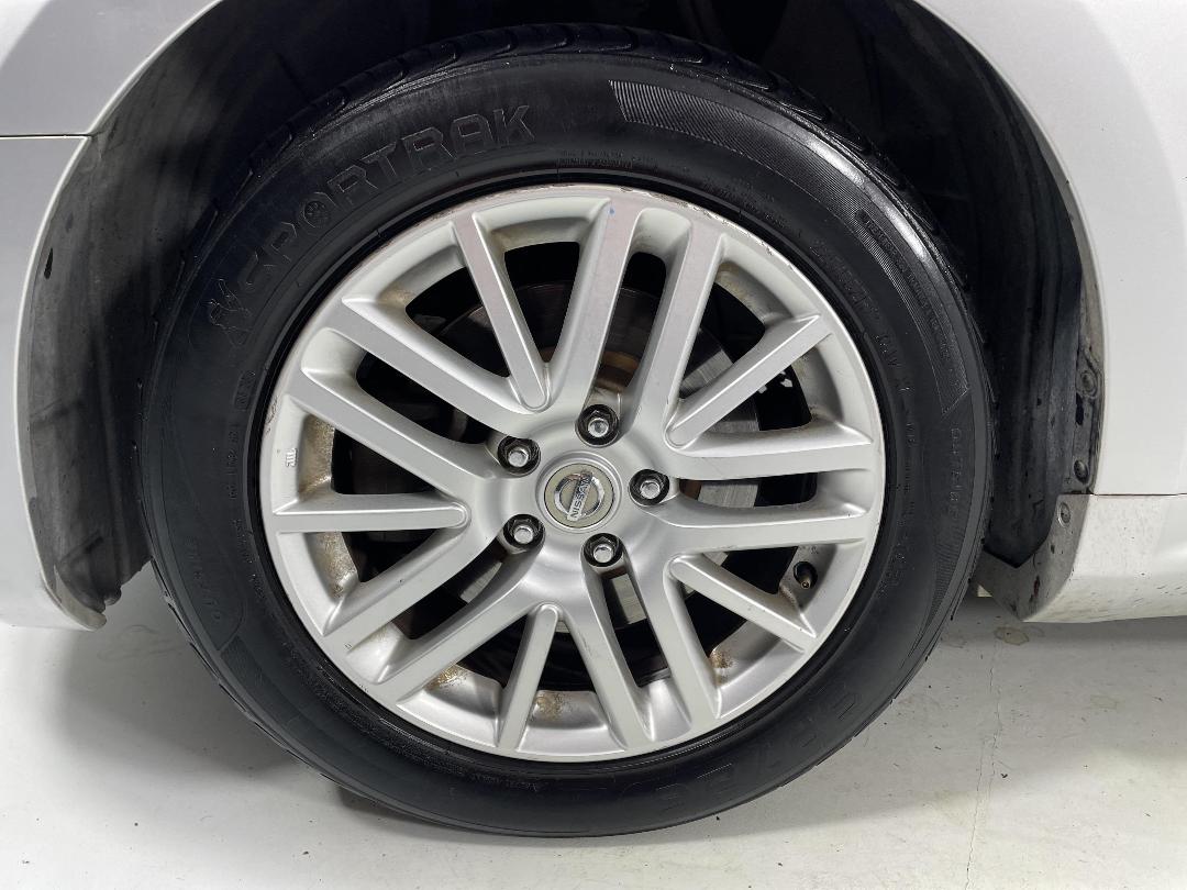 Photo '10' of Nissan Fuga Photo '10' of Nissan Fuga