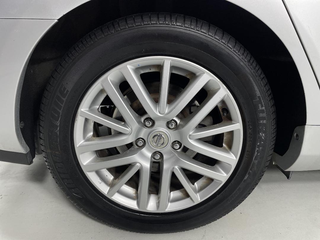 Photo '12' of Nissan Fuga Photo '12' of Nissan Fuga