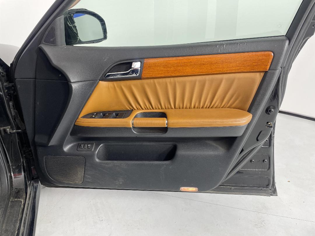 Photo '15' of Nissan Fuga