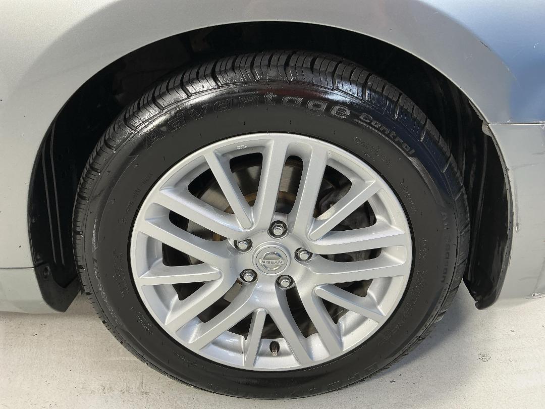 Photo '9' of Nissan Fuga Photo '9' of Nissan Fuga