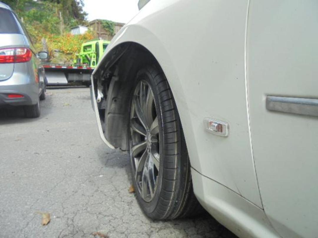 Photo '10' of Nissan Fuga