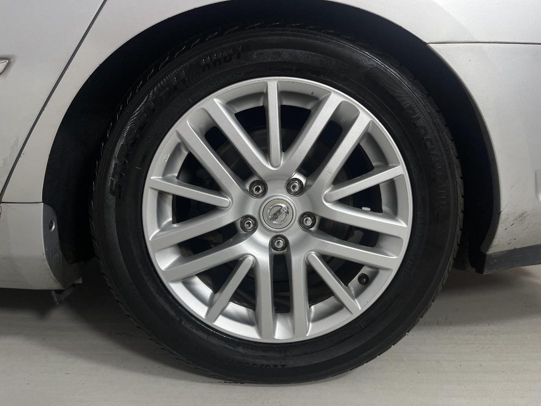 Photo '11' of Nissan Fuga Photo '11' of Nissan Fuga