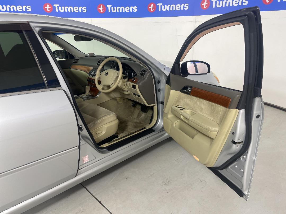 Photo '15' of Nissan Fuga Photo '15' of Nissan Fuga