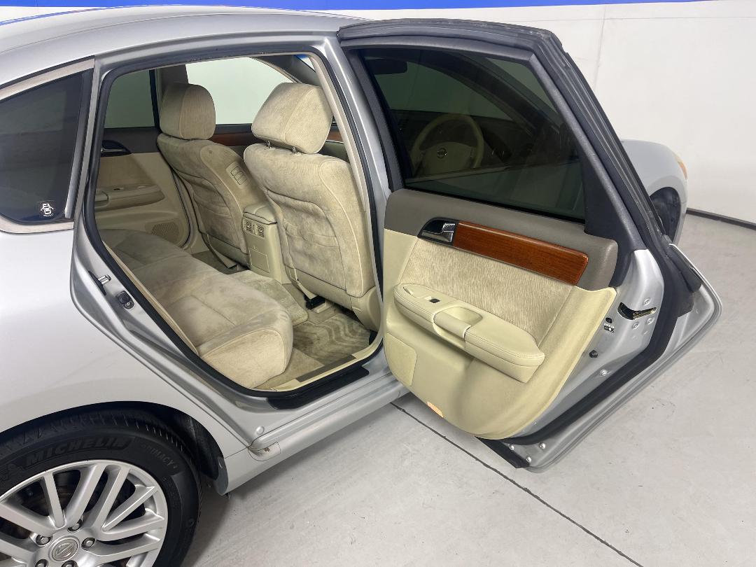 Photo '19' of Nissan Fuga Photo '19' of Nissan Fuga