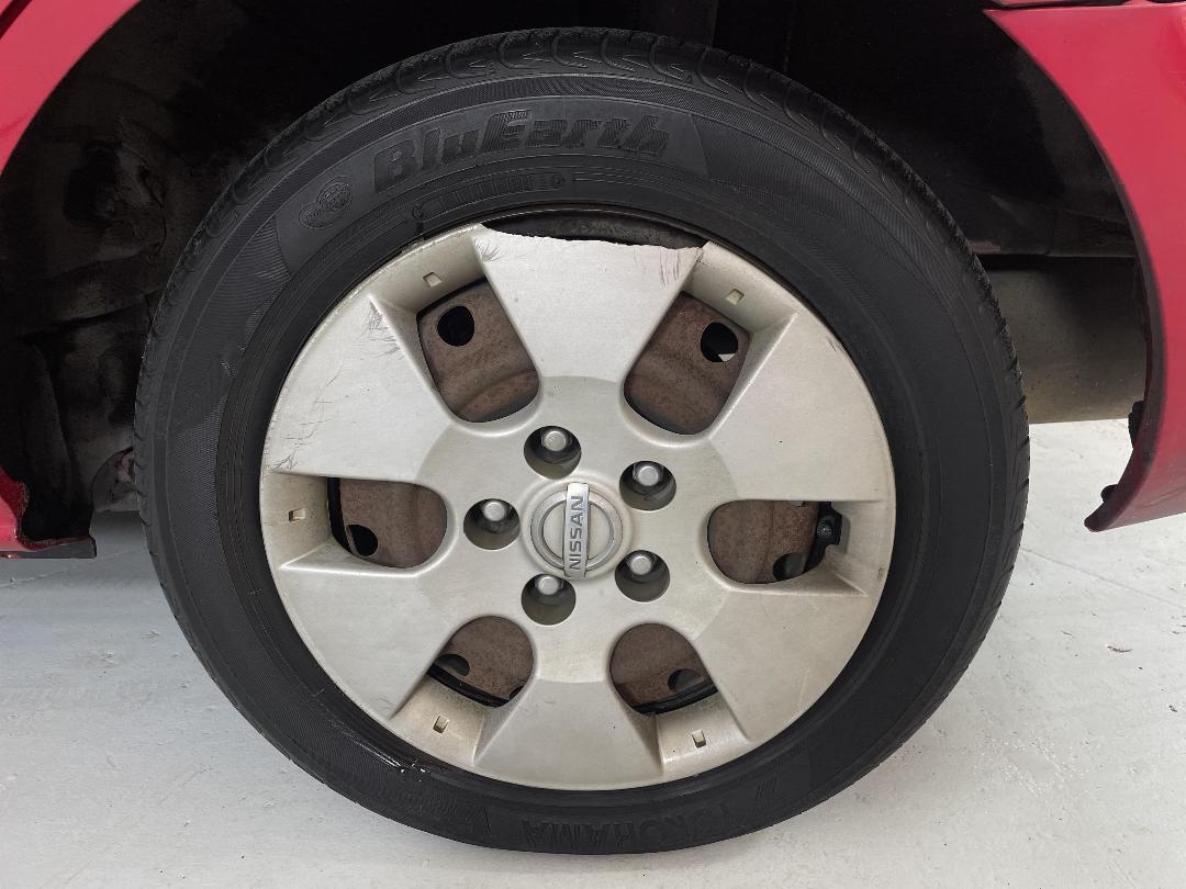 Photo '11' of Nissan Lafesta