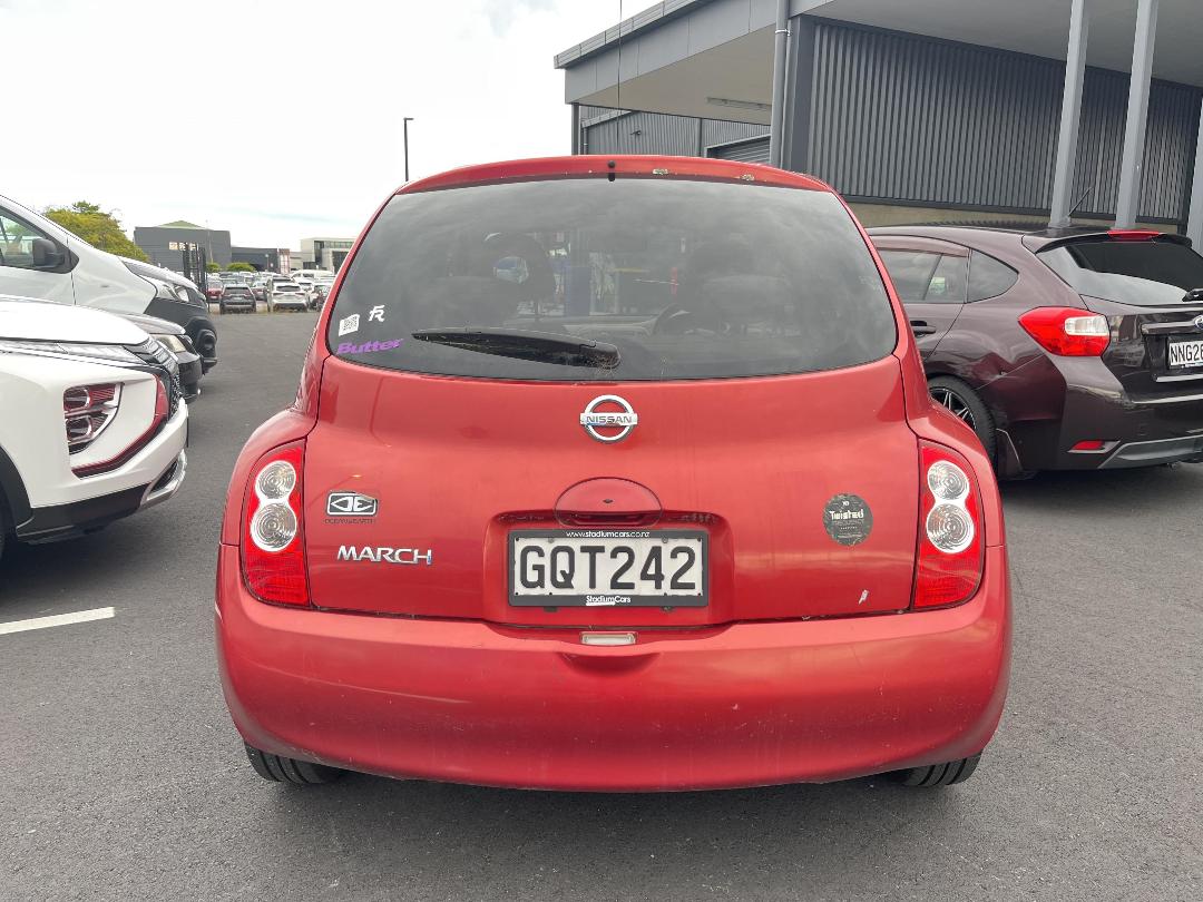 Photo '5' of Nissan March