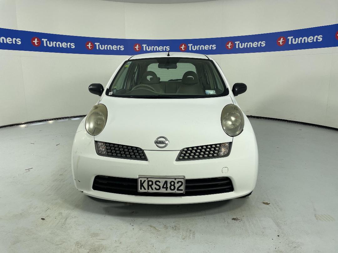 Photo '2' of Nissan March