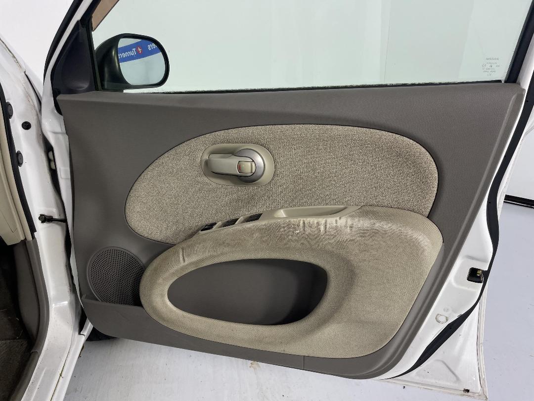 Photo '15' of Nissan March