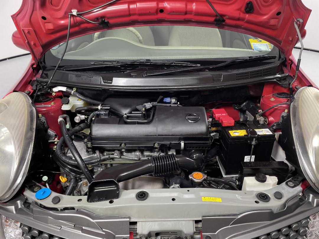 Photo '13' of Nissan March