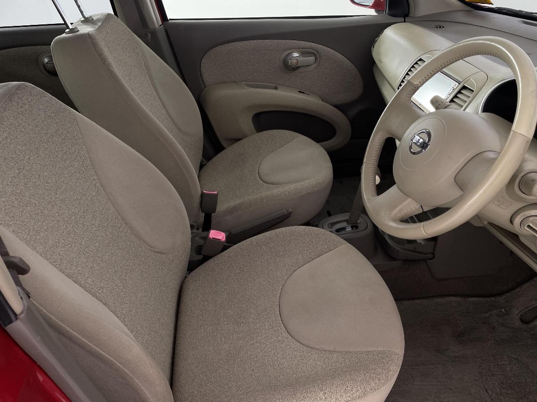 Photo '16' of Nissan March