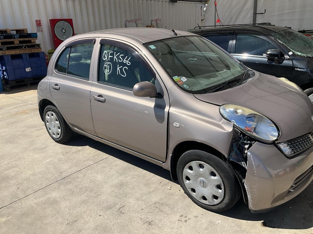 Photo '6' of Nissan March Photo '6' of Nissan March