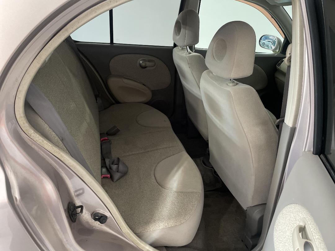 Photo '20' of Nissan March