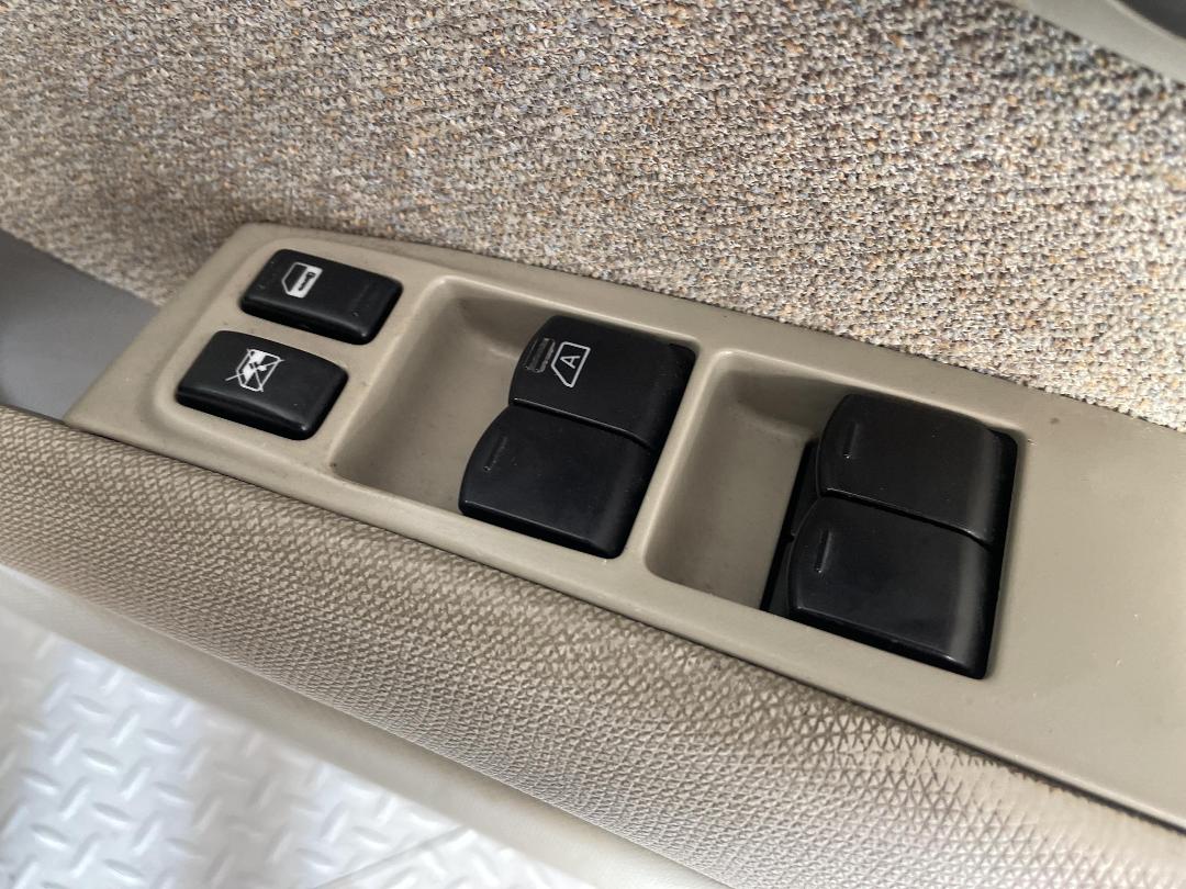 Photo '23' of Nissan March