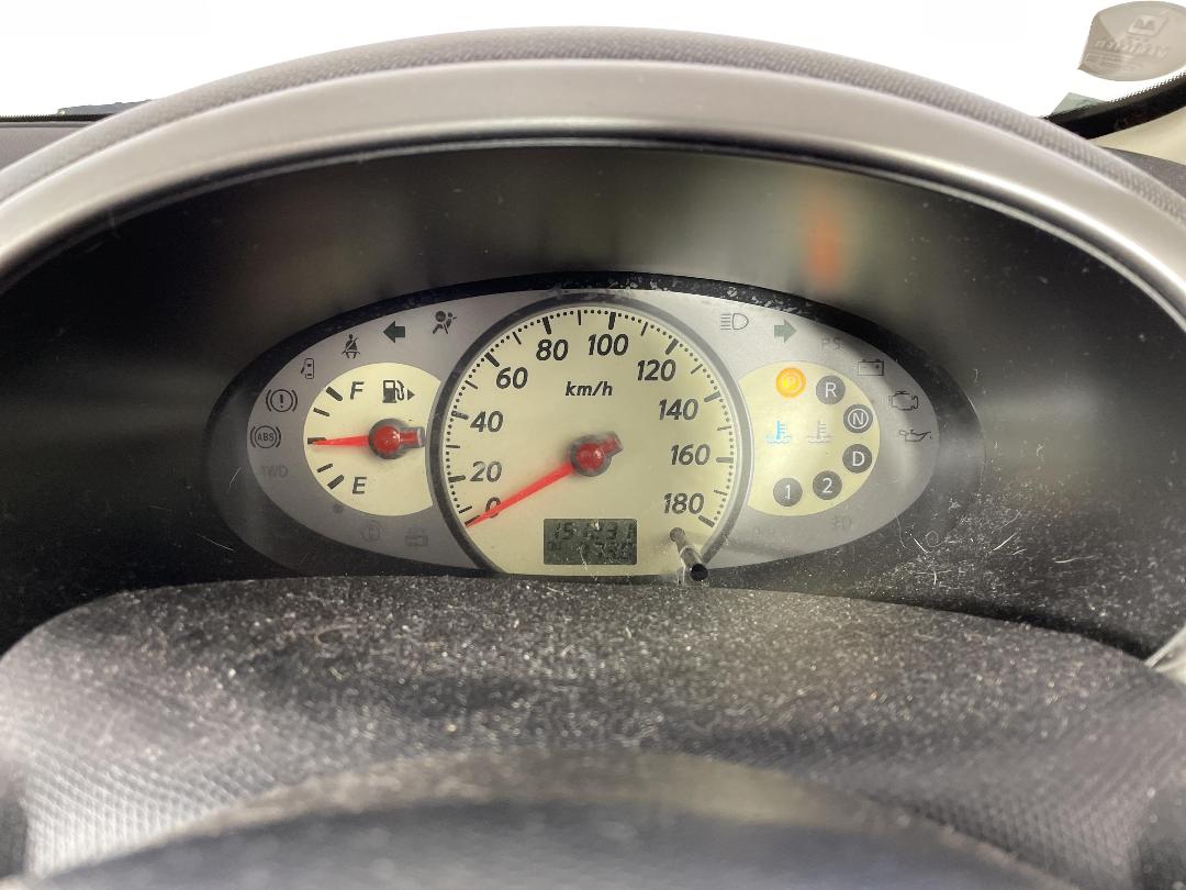 Photo '21' of Nissan March