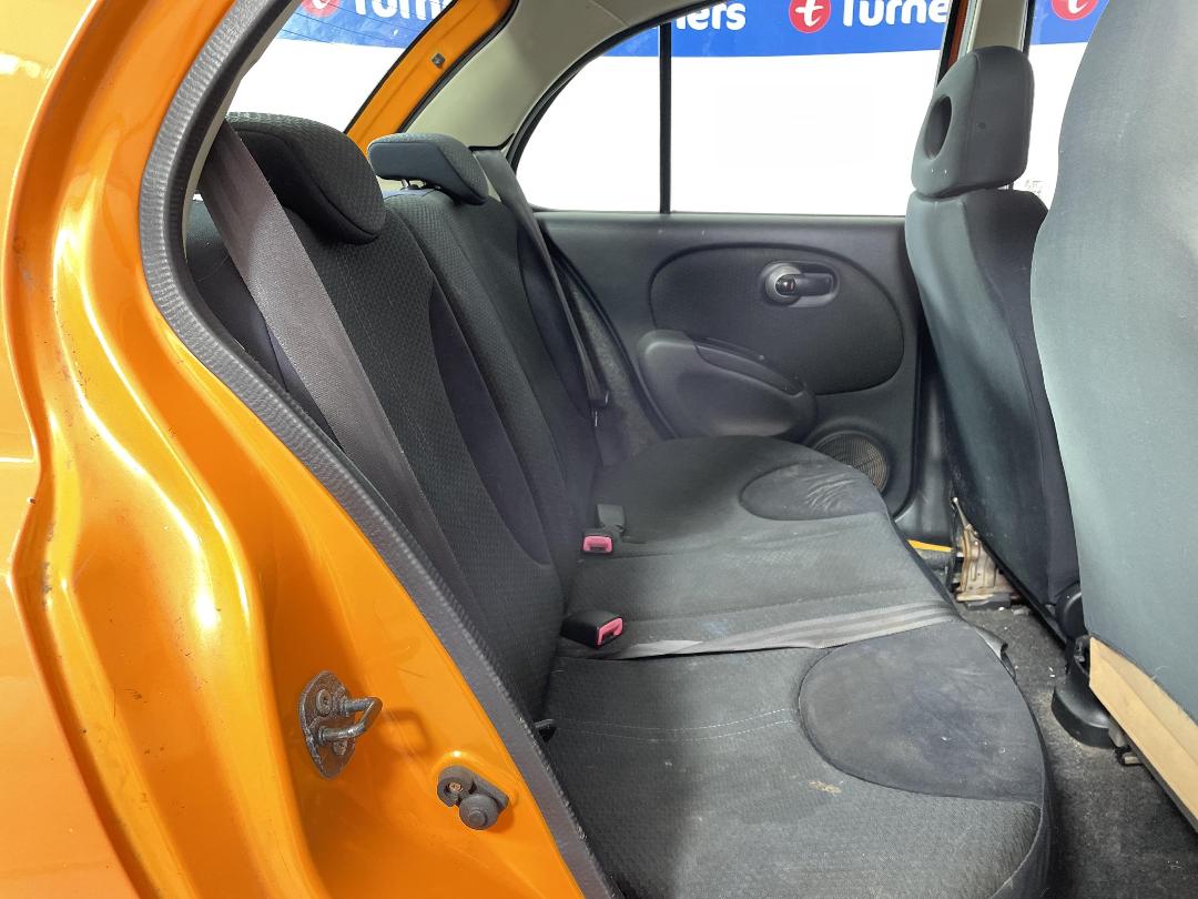 Photo '20' of Nissan March