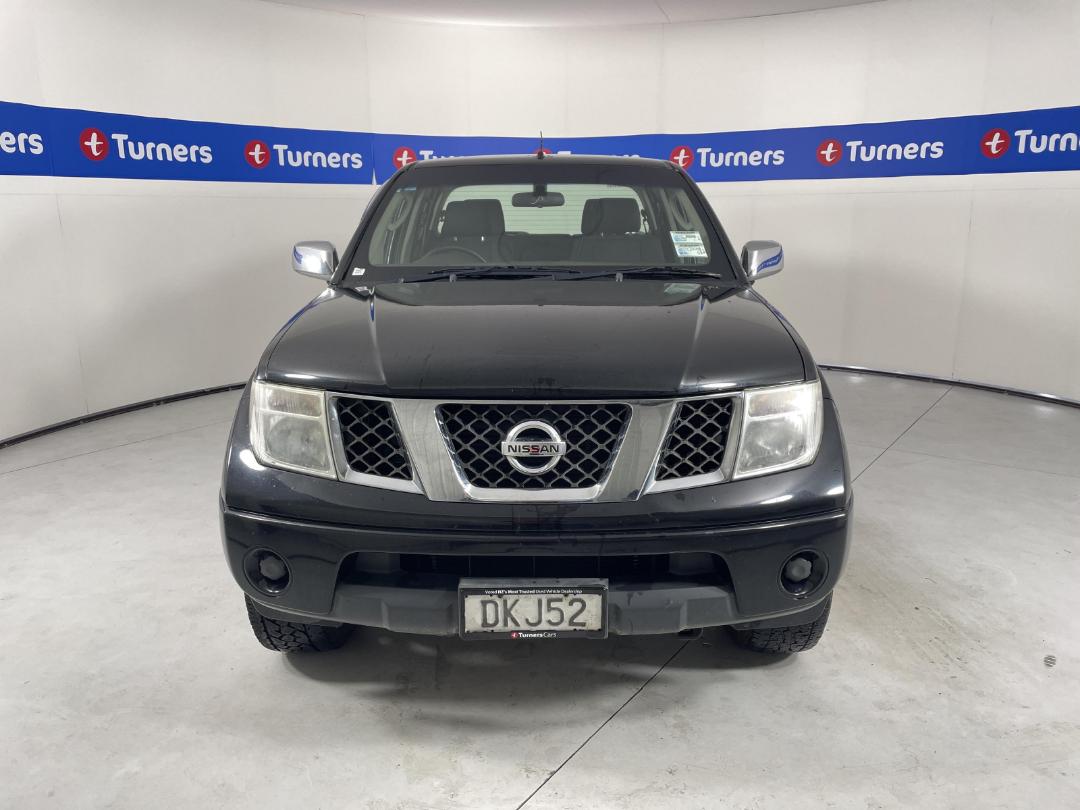 Photo '2' of Nissan Navara