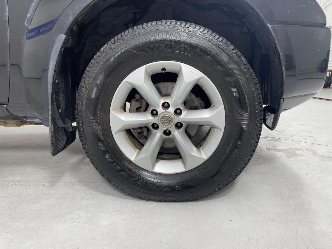 Photo '9' of Nissan Navara