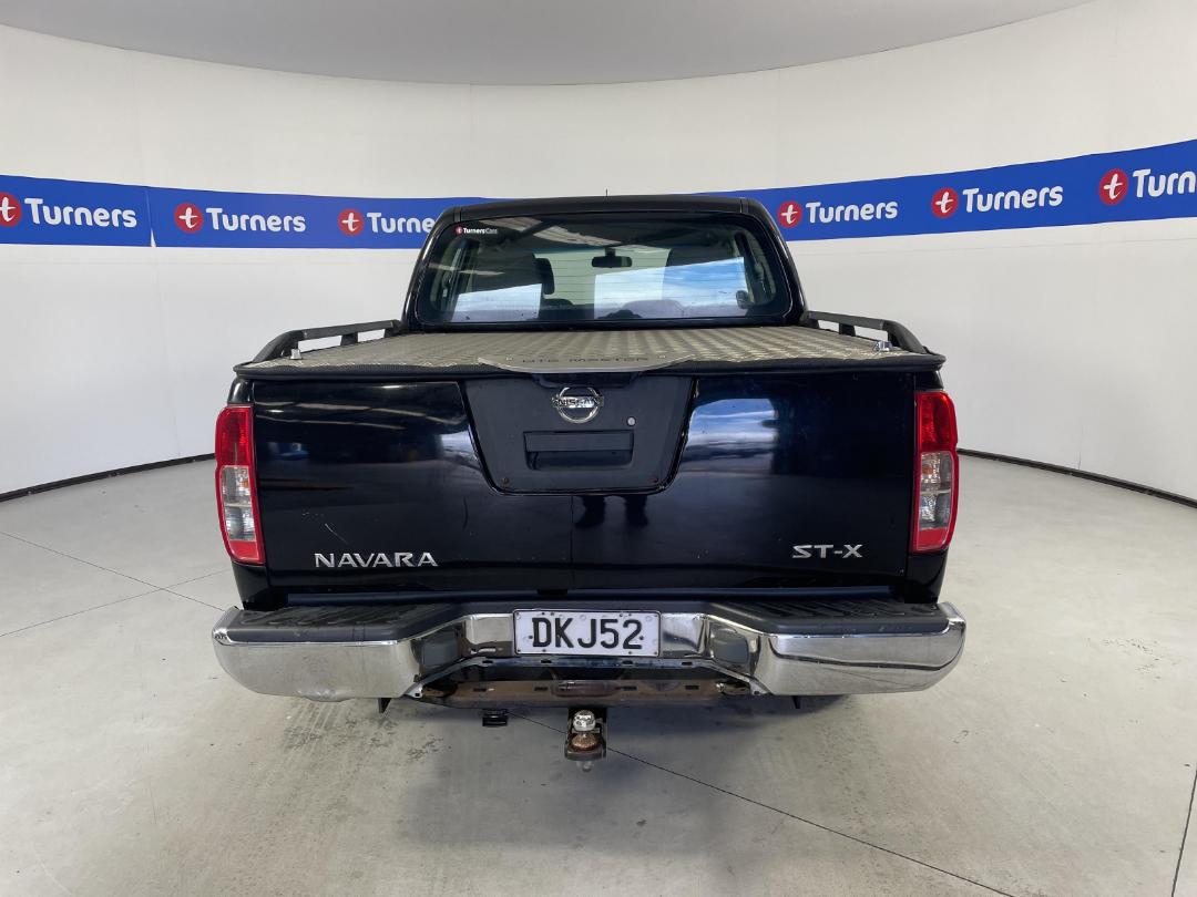 Photo '6' of Nissan Navara