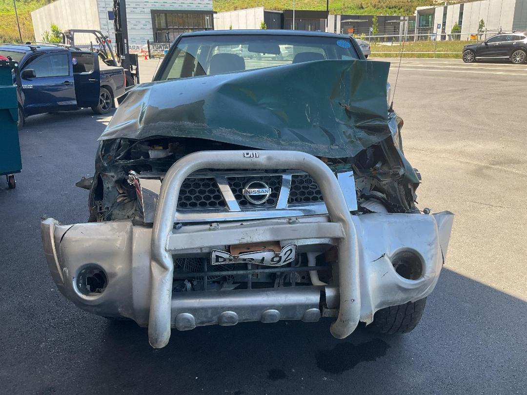 Photo '6' of Nissan Navara D/C W/S Vent Photo '6' of Nissan Navara D/C W/S Vent