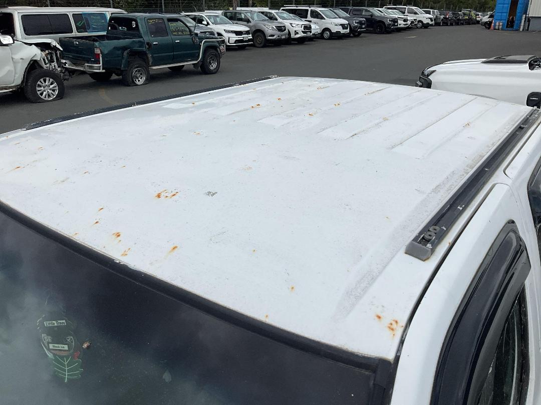 Photo '6' of Nissan Navara DC W/S AIR