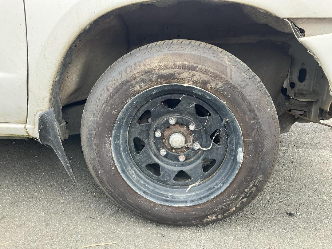 Photo '14' of Nissan Navara DC W/S AIR