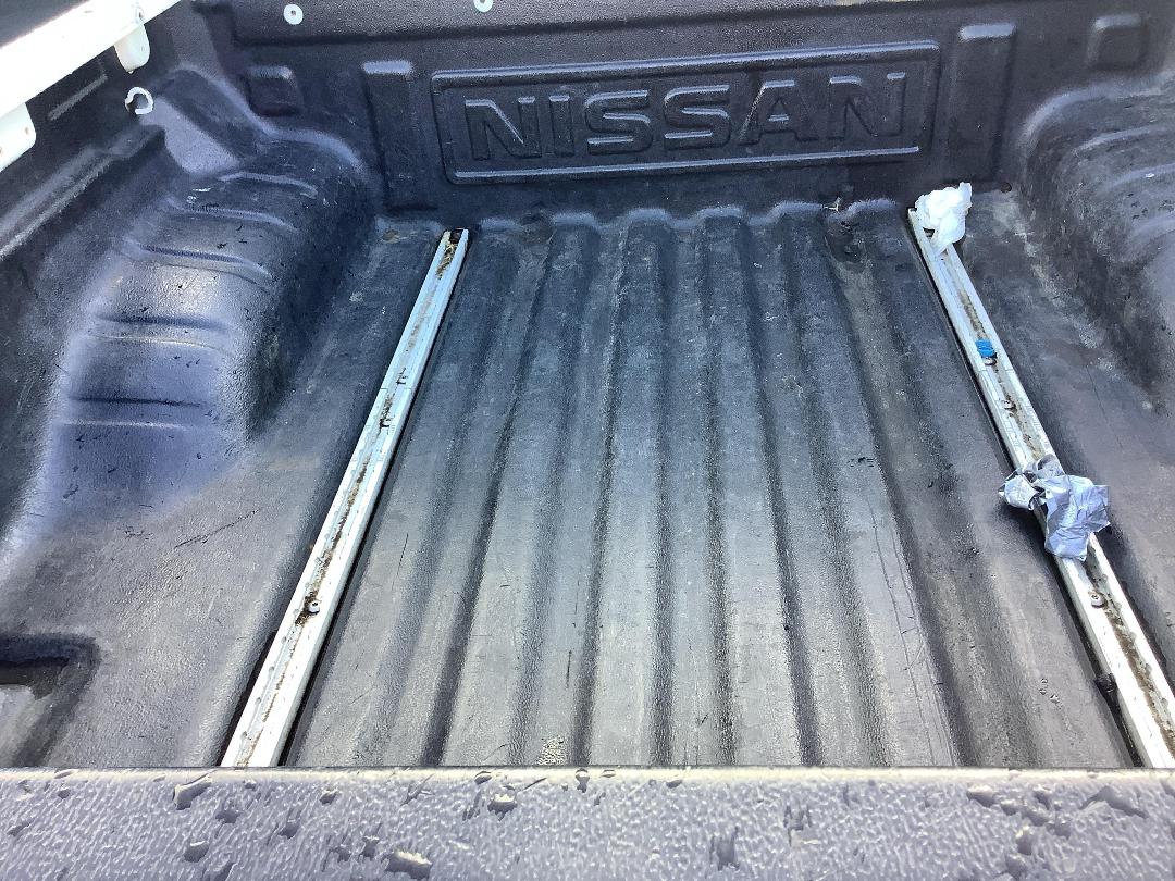 Photo '7' of Nissan Navara