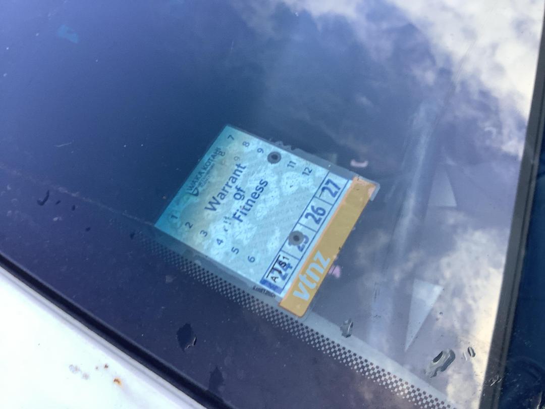 Photo '14' of Nissan Navara