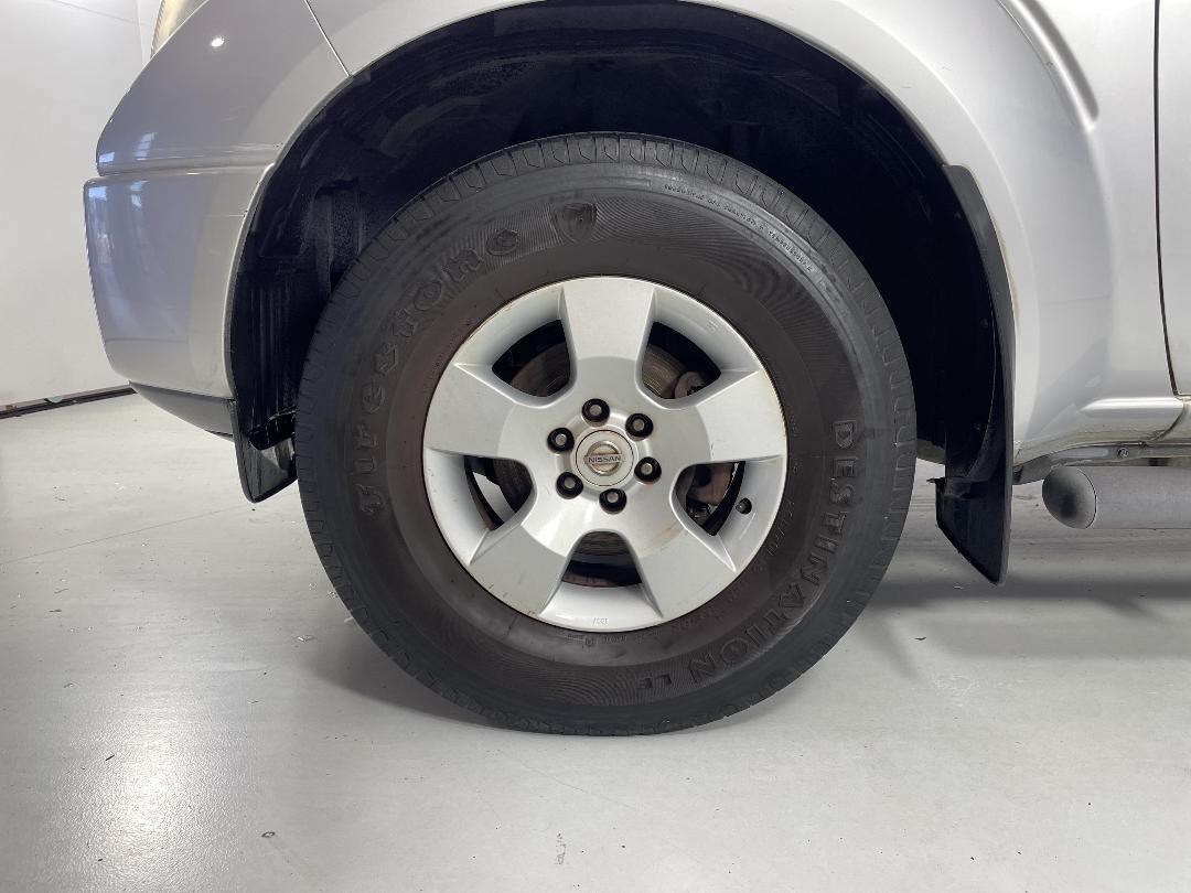 Photo '10' of Nissan Navara