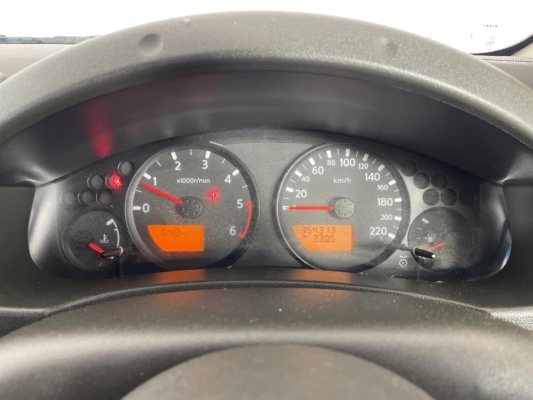 Photo '21' of Nissan Navara