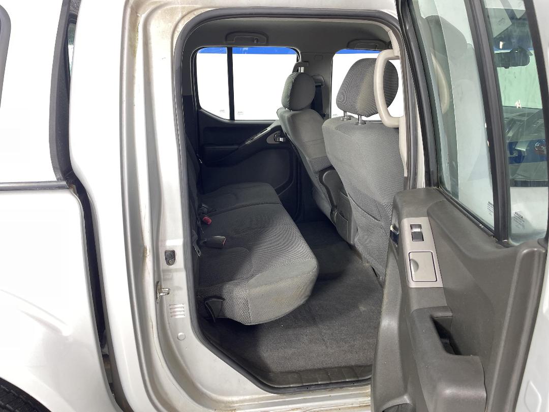 Photo '20' of Nissan Navara