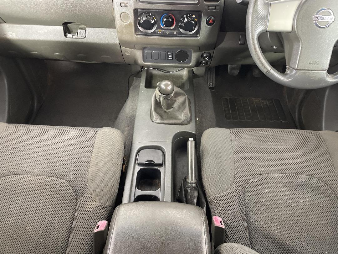 Photo '18' of Nissan Navara