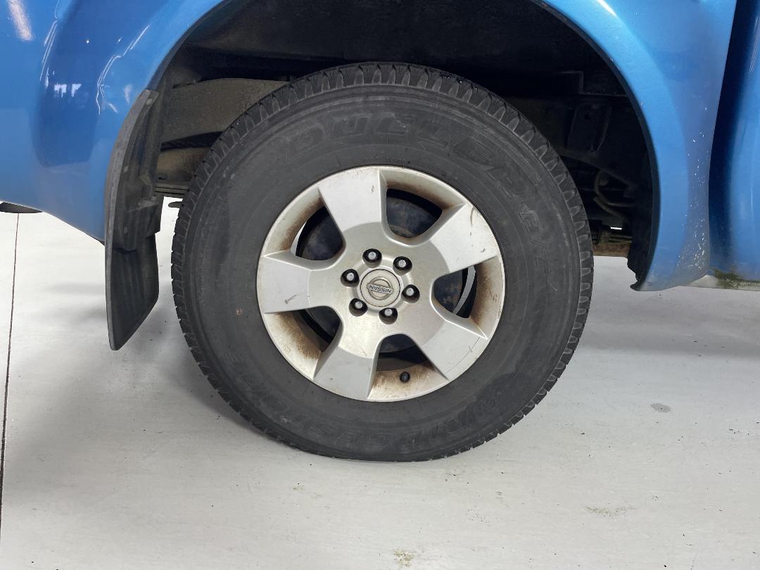 Photo '10' of Nissan Navara