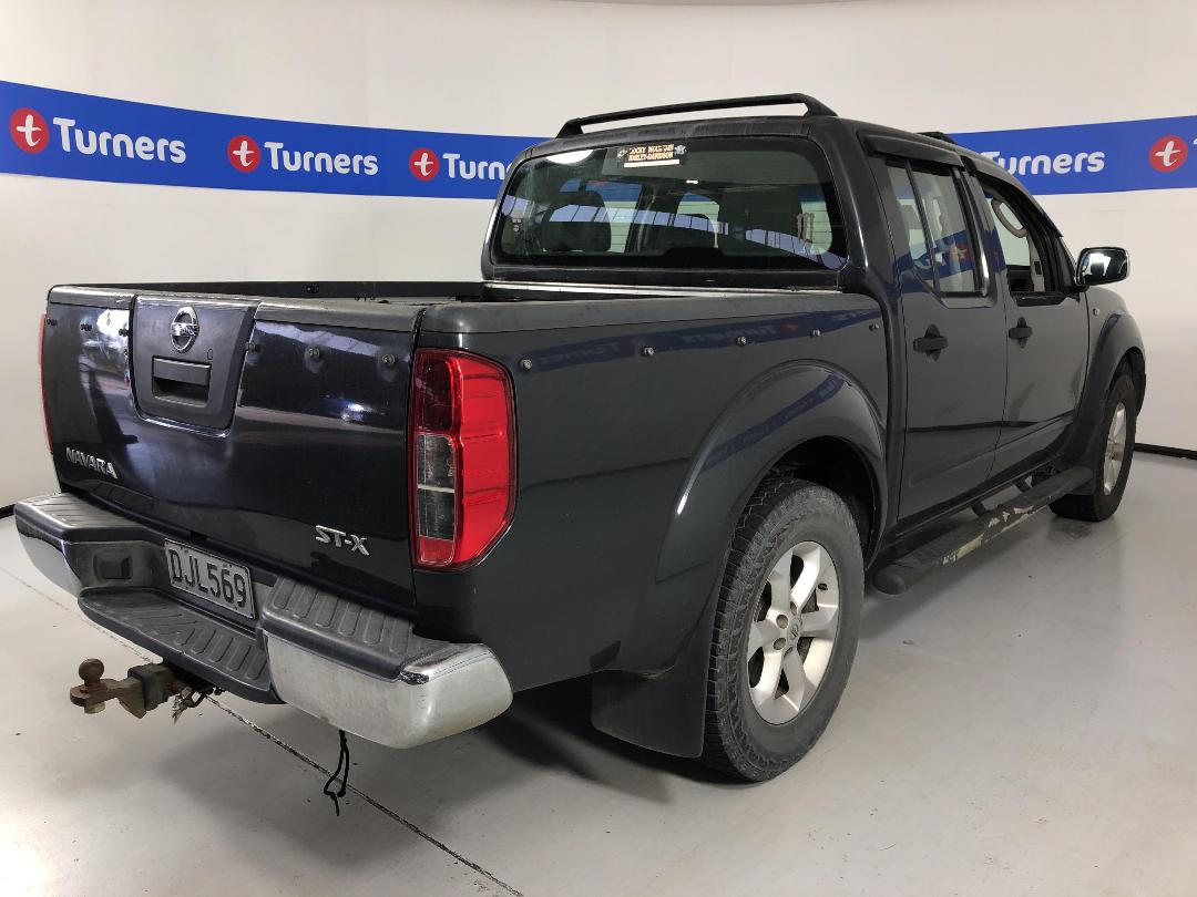 Photo '7' of Nissan Navara