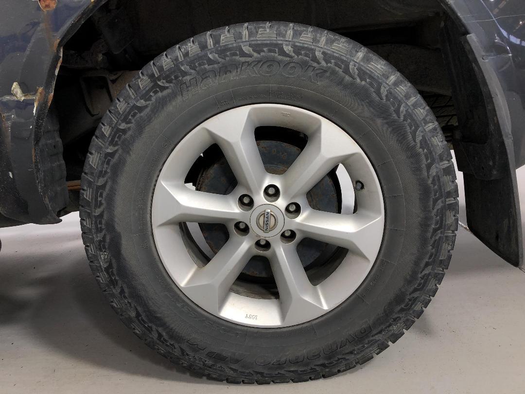 Photo '11' of Nissan Navara