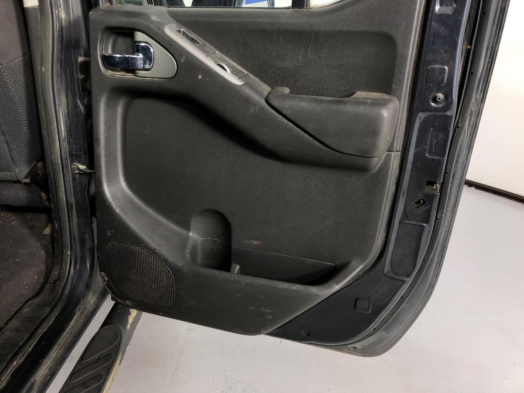 Photo '17' of Nissan Navara