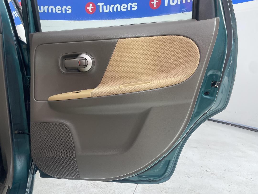 Photo '17' of Nissan Note Photo '17' of Nissan Note