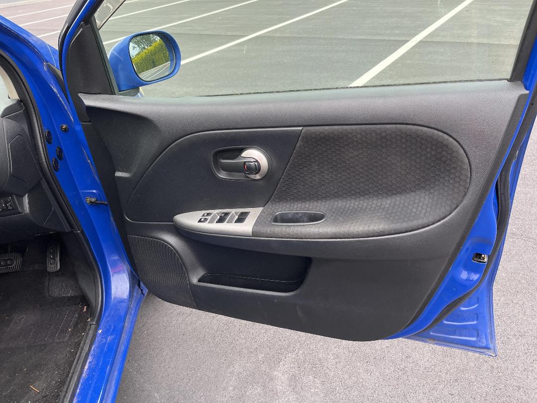 Photo '13' of Nissan Note