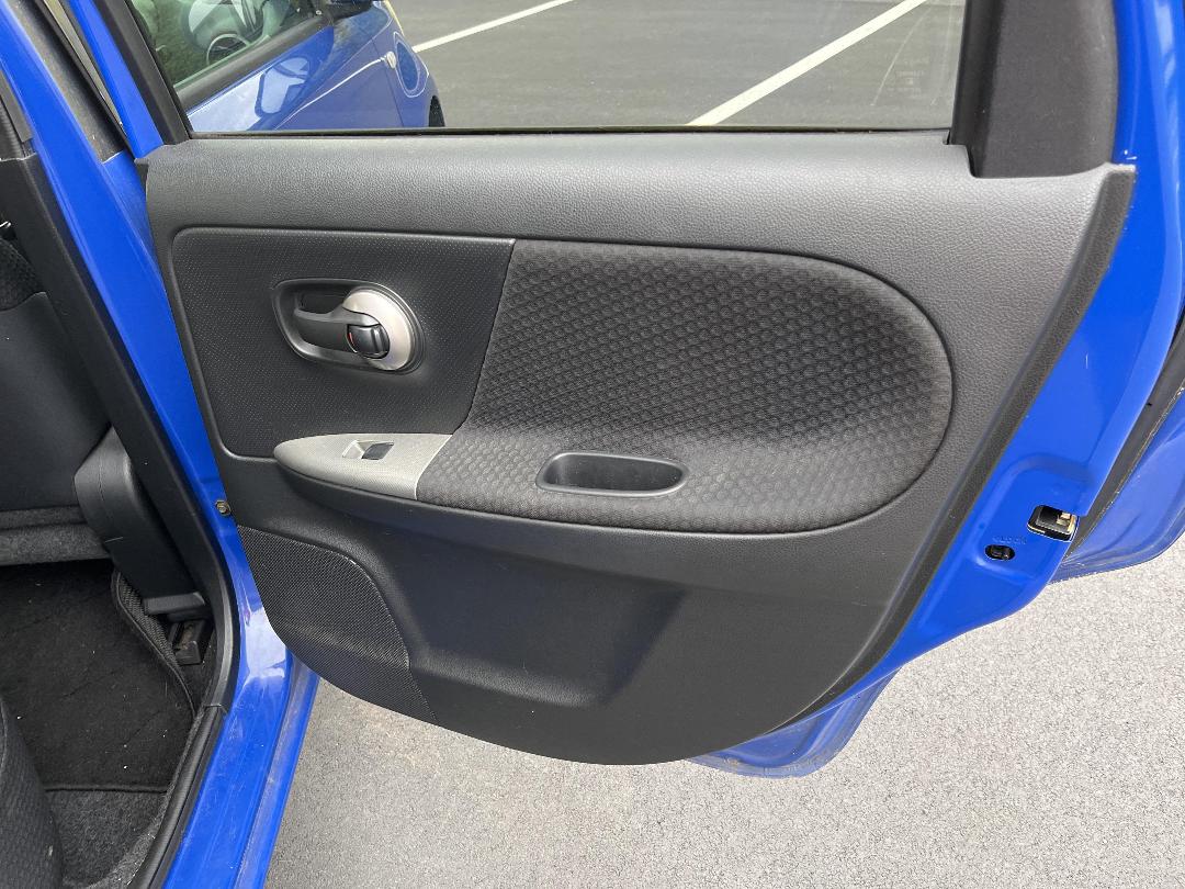 Photo '17' of Nissan Note