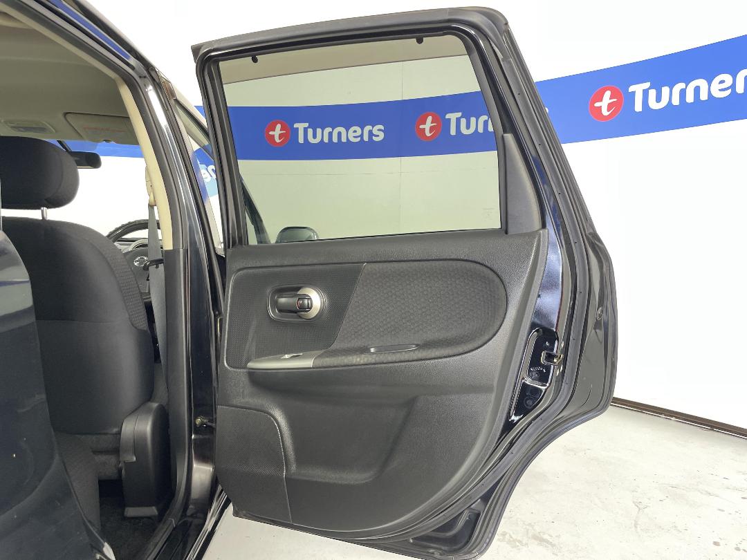 Photo '19' of Nissan Note Photo '19' of Nissan Note