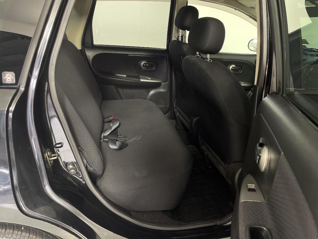 Photo '20' of Nissan Note Photo '20' of Nissan Note