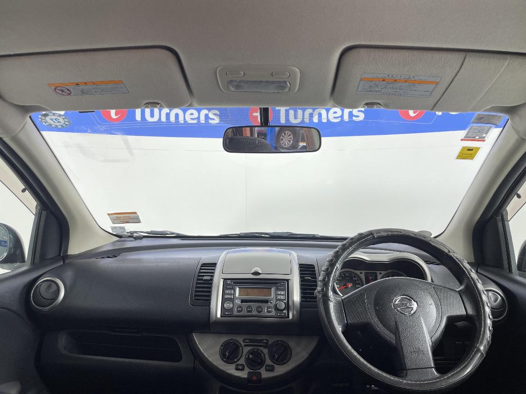 Photo '17' of Nissan Note Photo '17' of Nissan Note