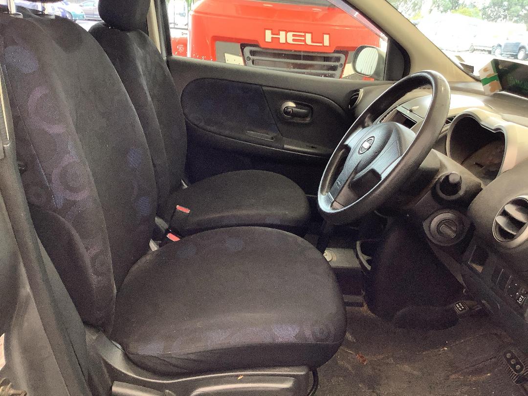 Photo '13' of Nissan Note