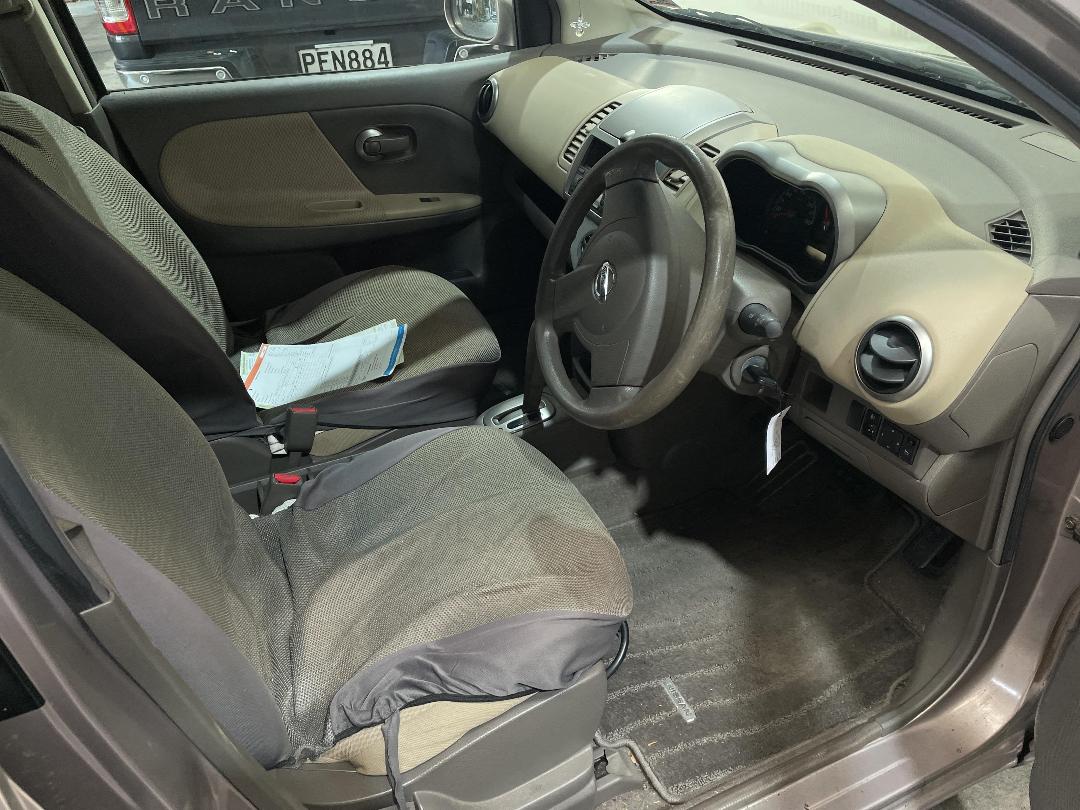 Photo '8' of Nissan Note