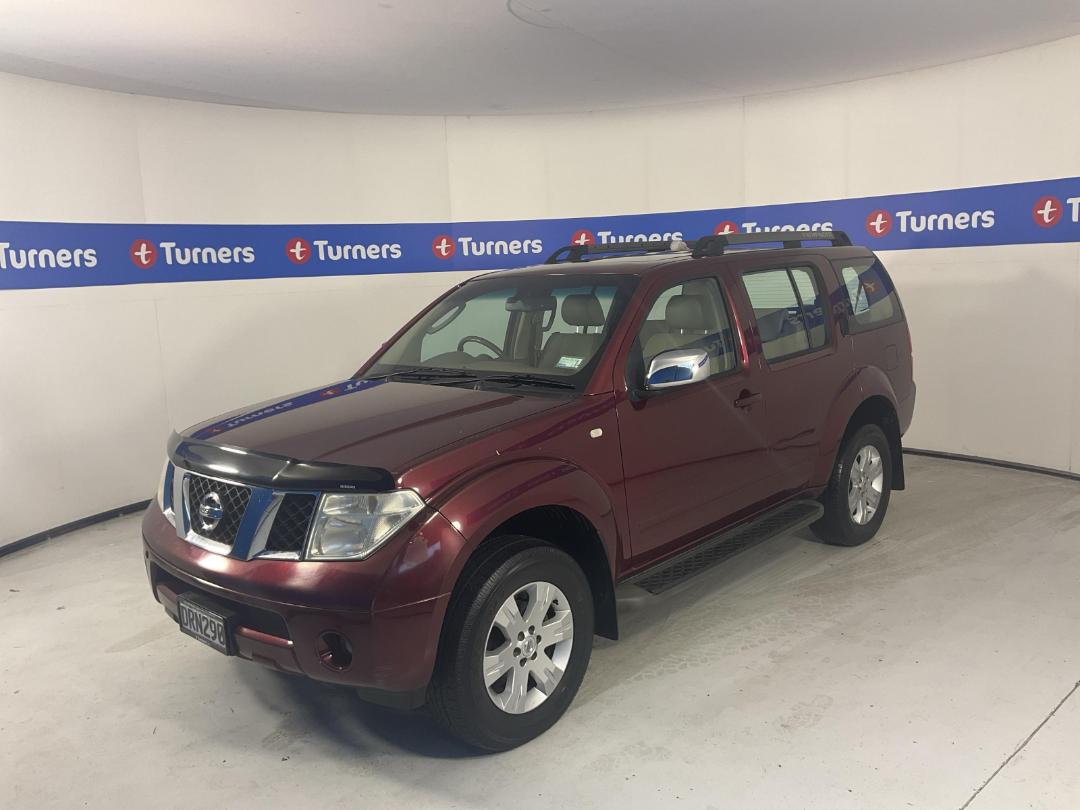 Photo '3' of Nissan Pathfinder TI